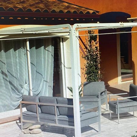 Les Lavandes Bed and Breakfast Alleins Esterno foto