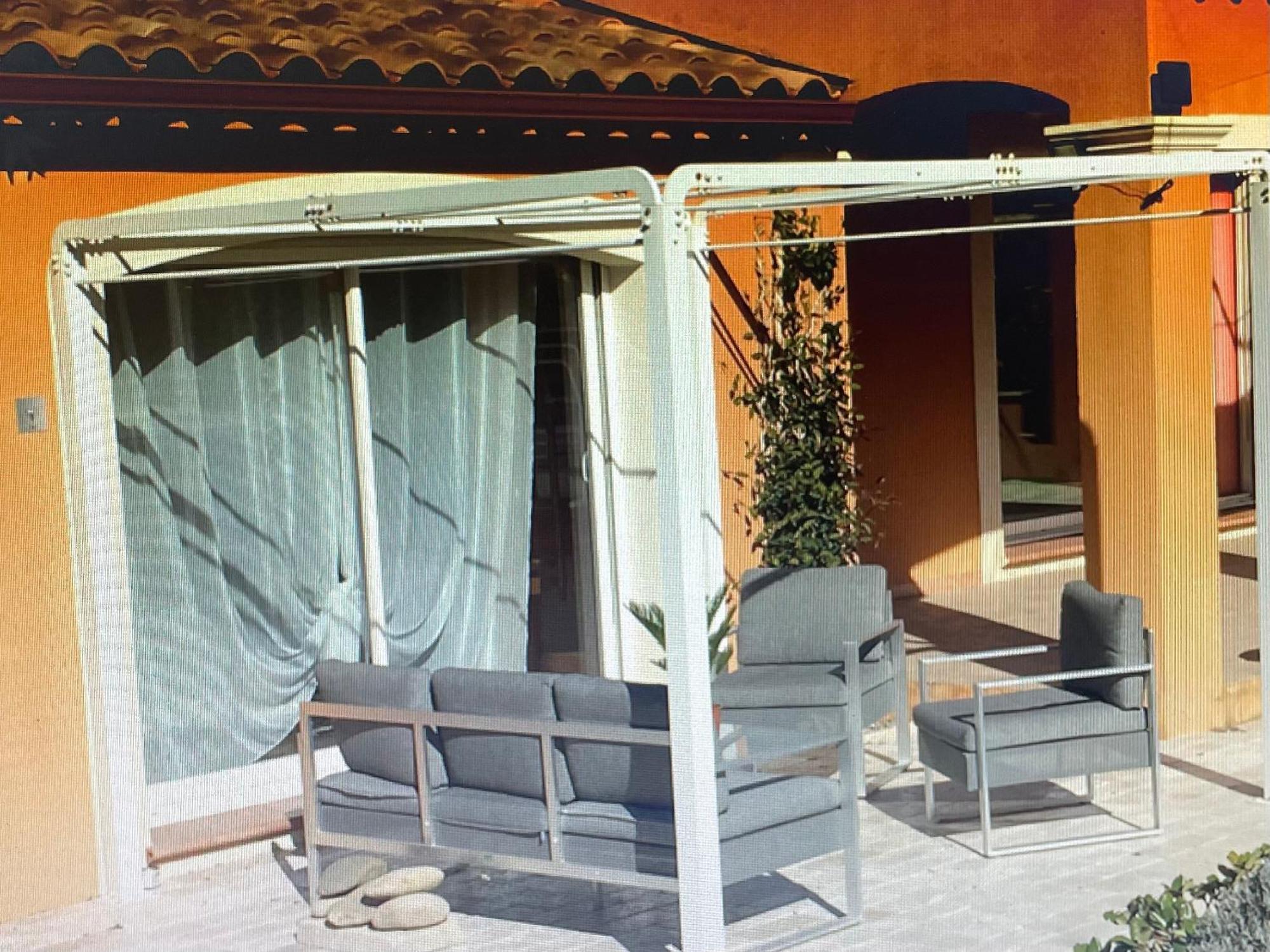 Les Lavandes Bed and Breakfast Alleins Esterno foto