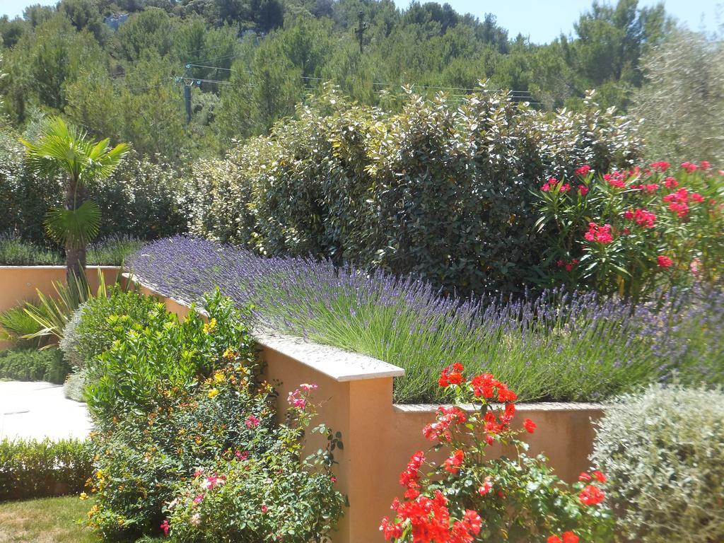 Les Lavandes Bed and Breakfast Alleins Camera foto